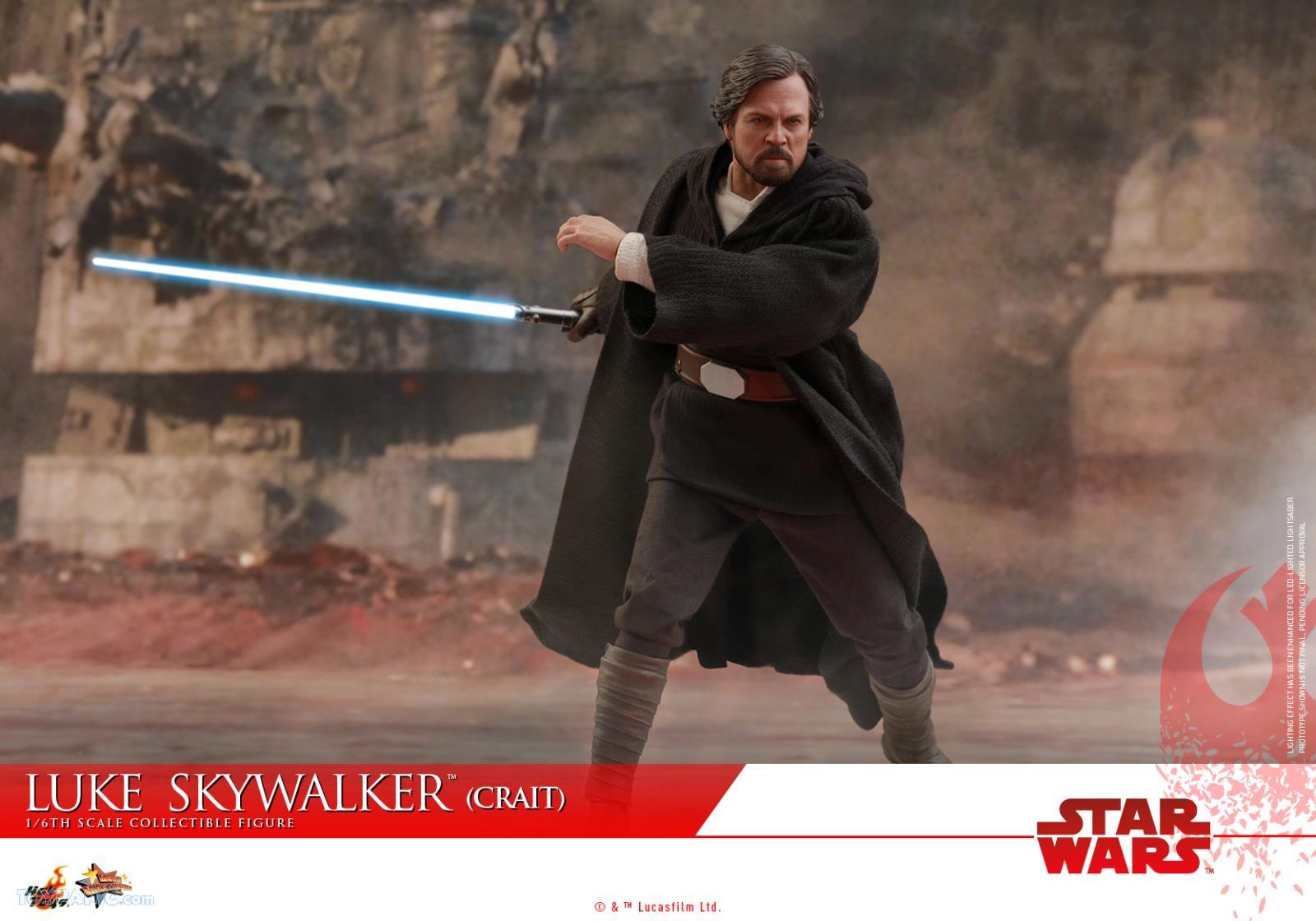 luke skywalker crait hot toys