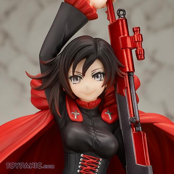 ruby rose statue