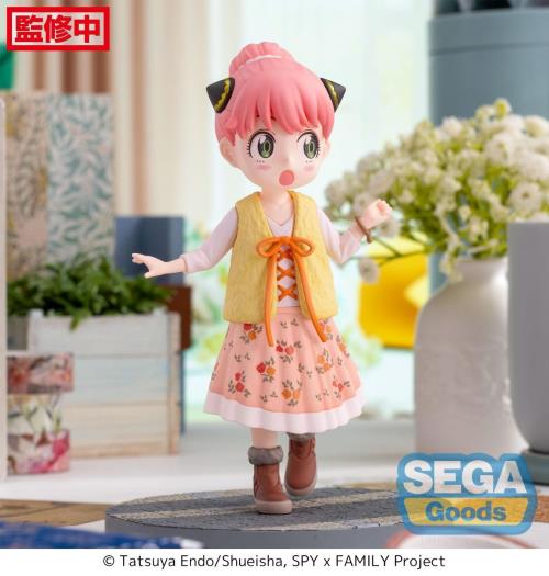 Luminasta Anya Forger Family Outing Ver. SPY x FAMILY Figure